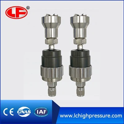 Samoobracająca się dysza czyszcząca powierzchnie